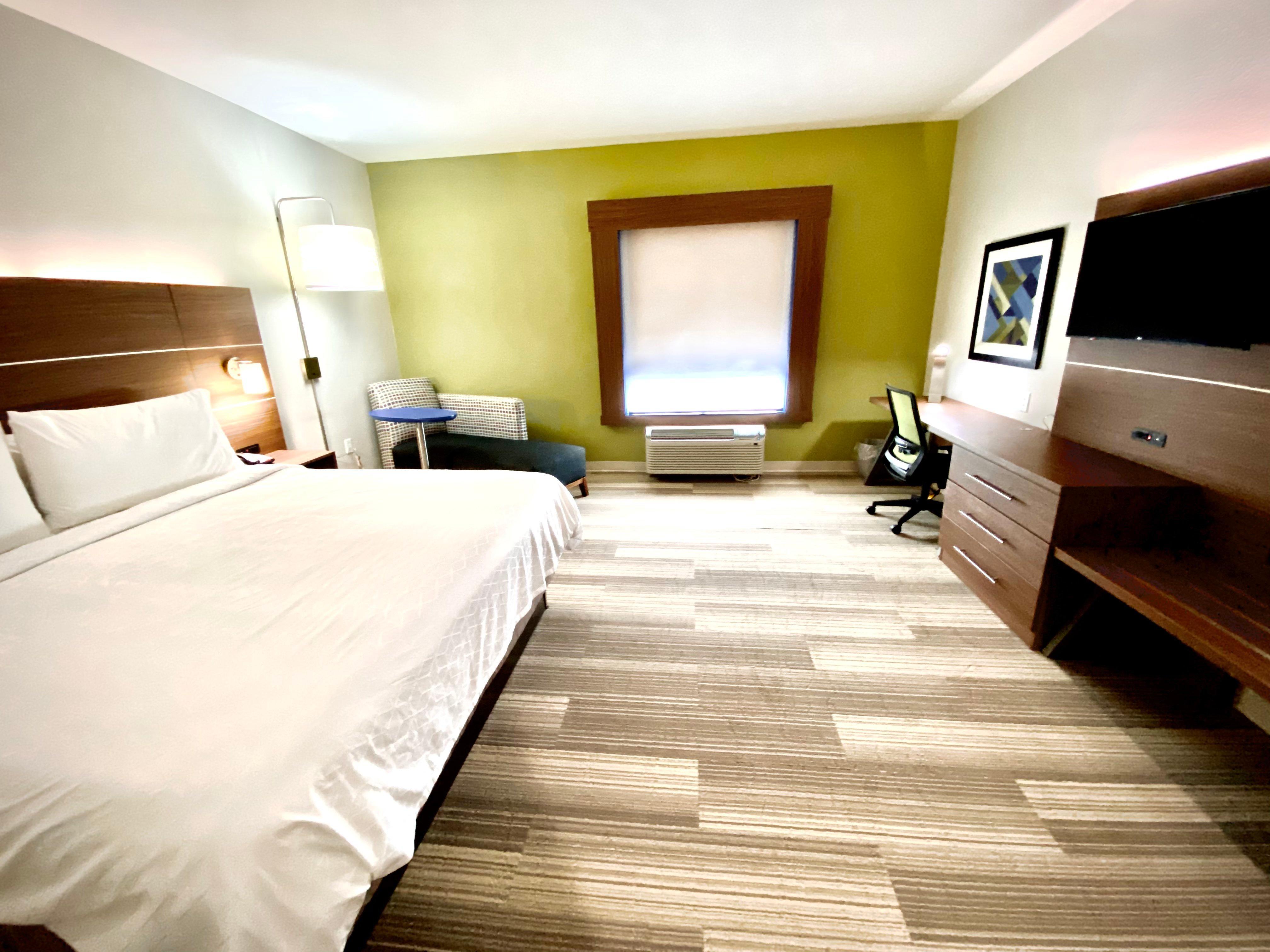 Holiday Inn Express & Suites Pineville-Alexandria Area Exterior photo